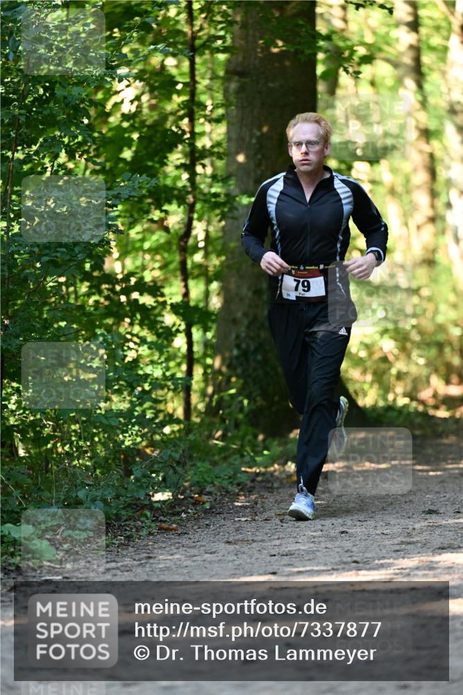 06.10.2024 - Bramfelder Halbmarathon 2024 Dr. Thomas Lammeyer http://msf.ph/oto/7337877 06.10.2024 10:23:43 Laufen 79 meine-sportfotos.de