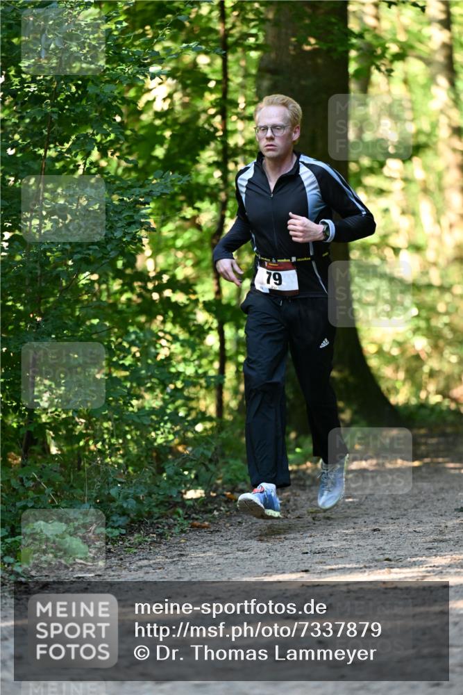06.10.2024 - Bramfelder Halbmarathon 2024 Dr. Thomas Lammeyer http://msf.ph/oto/7337879 06.10.2024 10:23:43 Laufen 79 meine-sportfotos.de