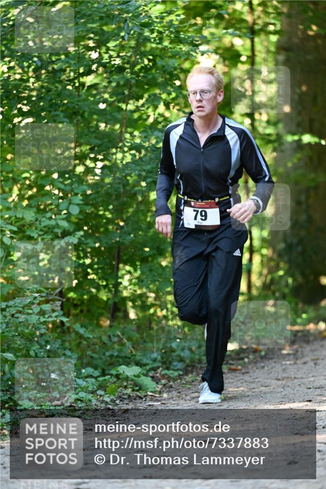 06.10.2024 - Bramfelder Halbmarathon 2024 Dr. Thomas Lammeyer http://msf.ph/oto/7337883 06.10.2024 10:23:44 Laufen 89, 79 meine-sportfotos.de