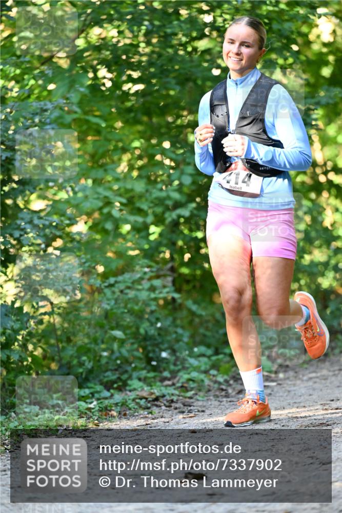 06.10.2024 - Bramfelder Halbmarathon 2024 Dr. Thomas Lammeyer http://msf.ph/oto/7337902 06.10.2024 10:23:48 Laufen 414 meine-sportfotos.de