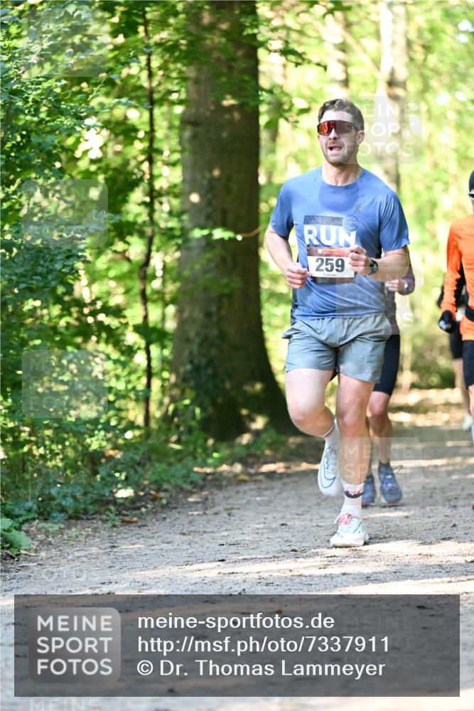 06.10.2024 - Bramfelder Halbmarathon 2024 Dr. Thomas Lammeyer http://msf.ph/oto/7337911 06.10.2024 10:24:02 Laufen 2024, 259 meine-sportfotos.de