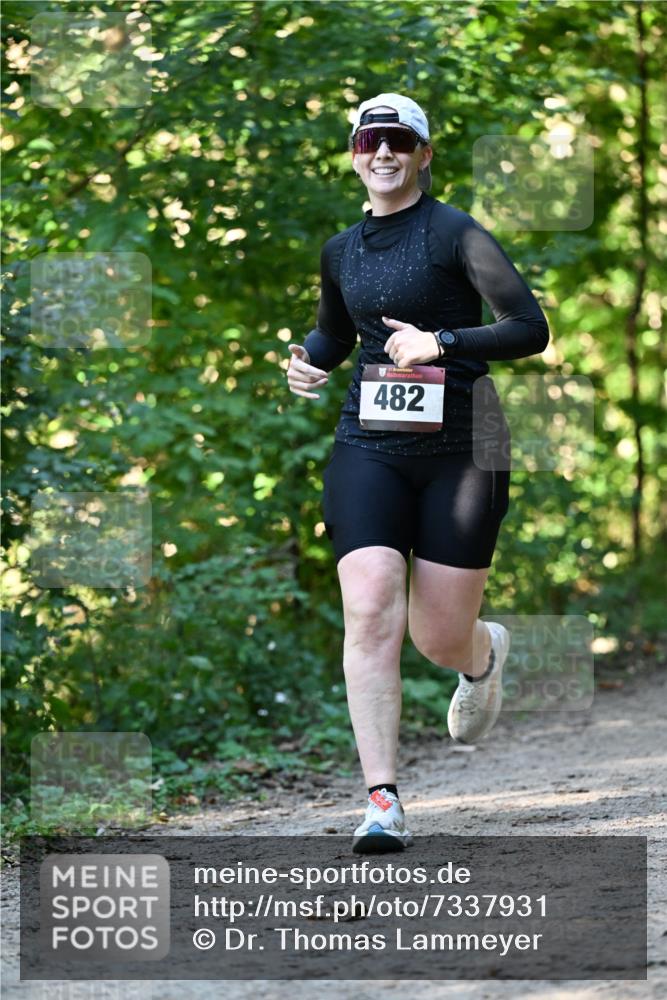 06.10.2024 - Bramfelder Halbmarathon 2024 Dr. Thomas Lammeyer http://msf.ph/oto/7337931 06.10.2024 10:24:08 Laufen 482 meine-sportfotos.de