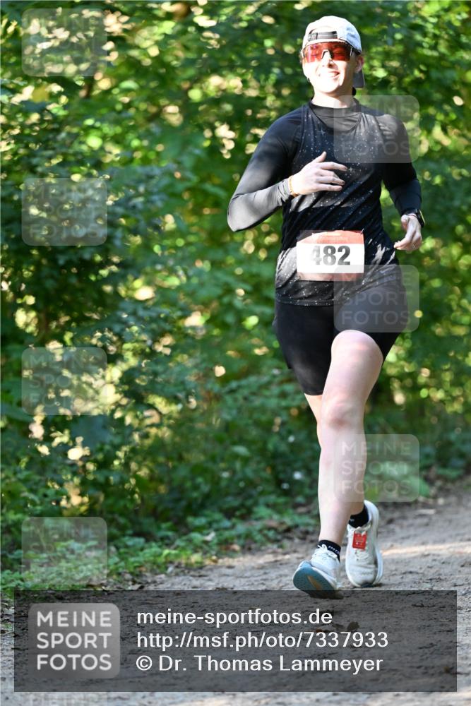 06.10.2024 - Bramfelder Halbmarathon 2024 Dr. Thomas Lammeyer http://msf.ph/oto/7337933 06.10.2024 10:24:08 Laufen 482 meine-sportfotos.de