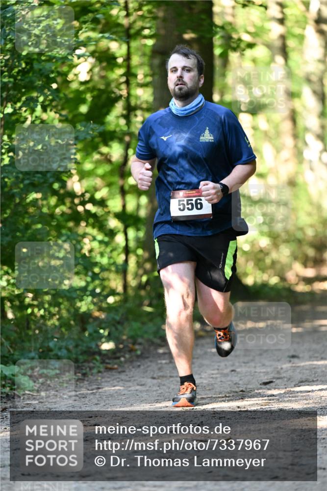 06.10.2024 - Bramfelder Halbmarathon 2024 Dr. Thomas Lammeyer http://msf.ph/oto/7337967 06.10.2024 10:24:20 Laufen 556 meine-sportfotos.de