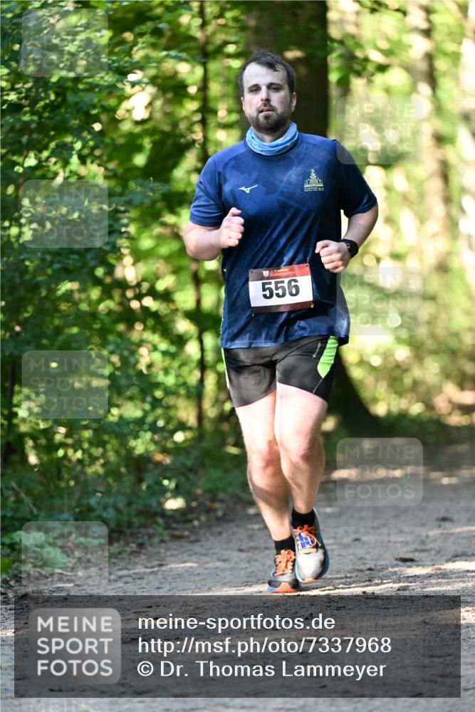 06.10.2024 - Bramfelder Halbmarathon 2024 Dr. Thomas Lammeyer http://msf.ph/oto/7337968 06.10.2024 10:24:20 Laufen 556 meine-sportfotos.de