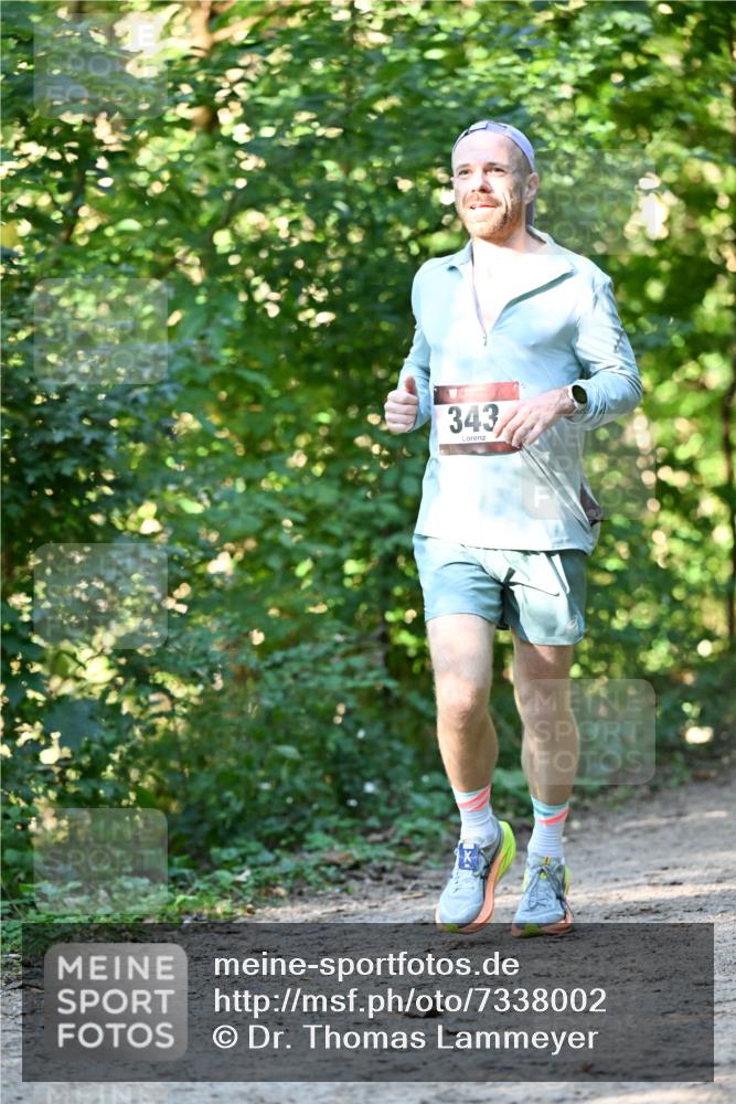 06.10.2024 - Bramfelder Halbmarathon 2024 Dr. Thomas Lammeyer http://msf.ph/oto/7338002 06.10.2024 10:24:35 Laufen 343 meine-sportfotos.de