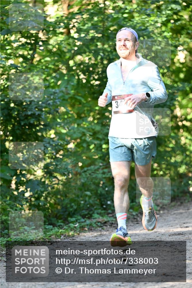 06.10.2024 - Bramfelder Halbmarathon 2024 Dr. Thomas Lammeyer http://msf.ph/oto/7338003 06.10.2024 10:24:35 Laufen  meine-sportfotos.de