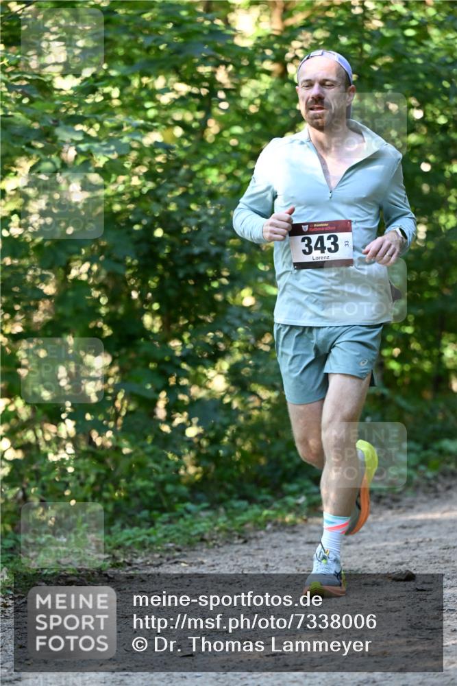 06.10.2024 - Bramfelder Halbmarathon 2024 Dr. Thomas Lammeyer http://msf.ph/oto/7338006 06.10.2024 10:24:35 Laufen 343 meine-sportfotos.de