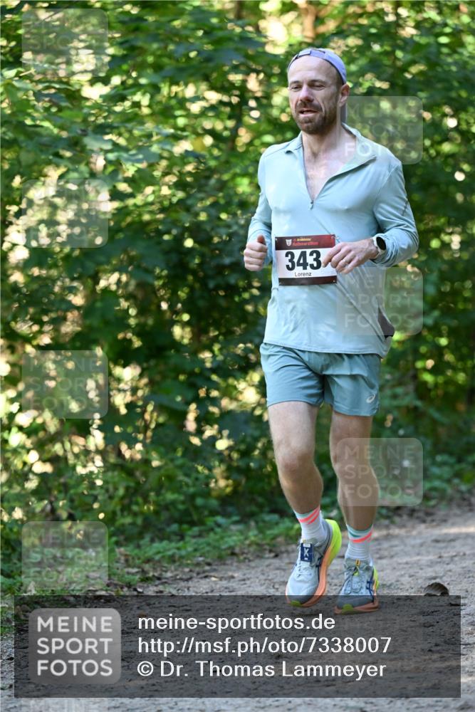 06.10.2024 - Bramfelder Halbmarathon 2024 Dr. Thomas Lammeyer http://msf.ph/oto/7338007 06.10.2024 10:24:36 Laufen 343 meine-sportfotos.de