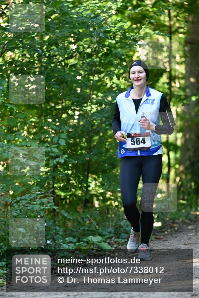 06.10.2024 - Bramfelder Halbmarathon 2024 Dr. Thomas Lammeyer http://msf.ph/oto/7338012 06.10.2024 10:24:38 Laufen 564 meine-sportfotos.de