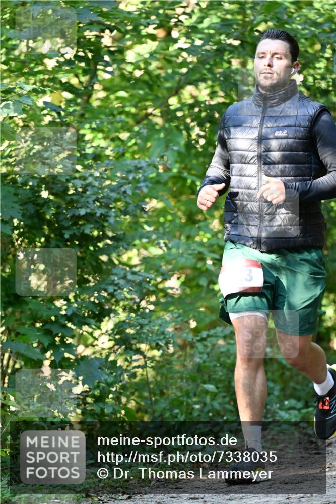 06.10.2024 - Bramfelder Halbmarathon 2024 Dr. Thomas Lammeyer http://msf.ph/oto/7338035 06.10.2024 10:24:42 Laufen 3 meine-sportfotos.de