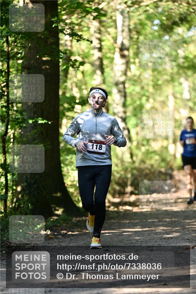 06.10.2024 - Bramfelder Halbmarathon 2024 Dr. Thomas Lammeyer http://msf.ph/oto/7338036 06.10.2024 10:24:44 Laufen 118 meine-sportfotos.de