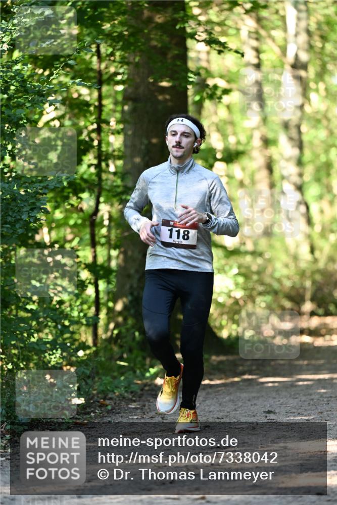 06.10.2024 - Bramfelder Halbmarathon 2024 Dr. Thomas Lammeyer http://msf.ph/oto/7338042 06.10.2024 10:24:45 Laufen 118 meine-sportfotos.de