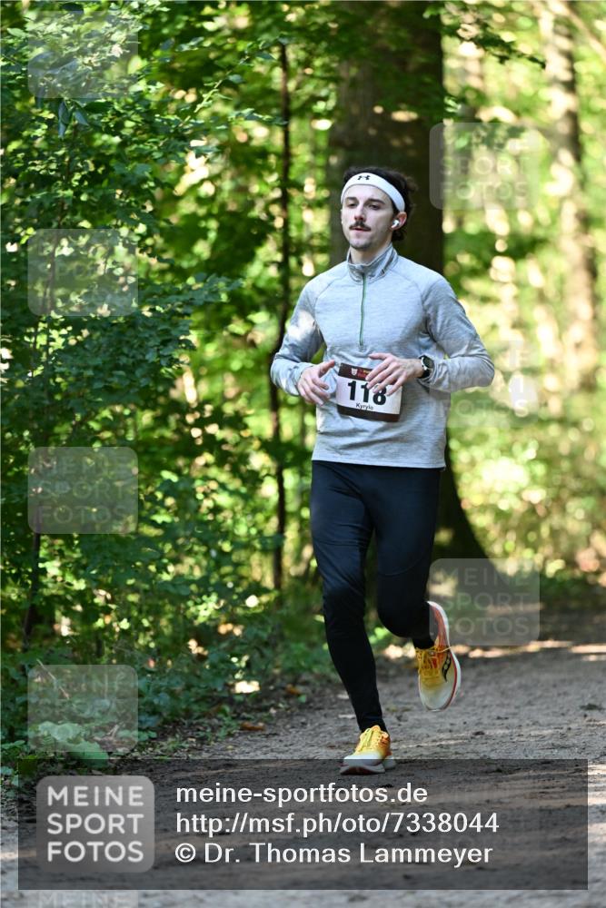 06.10.2024 - Bramfelder Halbmarathon 2024 Dr. Thomas Lammeyer http://msf.ph/oto/7338044 06.10.2024 10:24:45 Laufen 118 meine-sportfotos.de