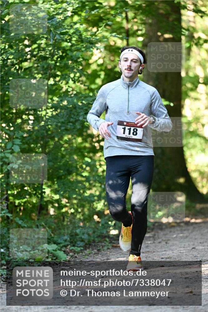 06.10.2024 - Bramfelder Halbmarathon 2024 Dr. Thomas Lammeyer http://msf.ph/oto/7338047 06.10.2024 10:24:46 Laufen 118 meine-sportfotos.de