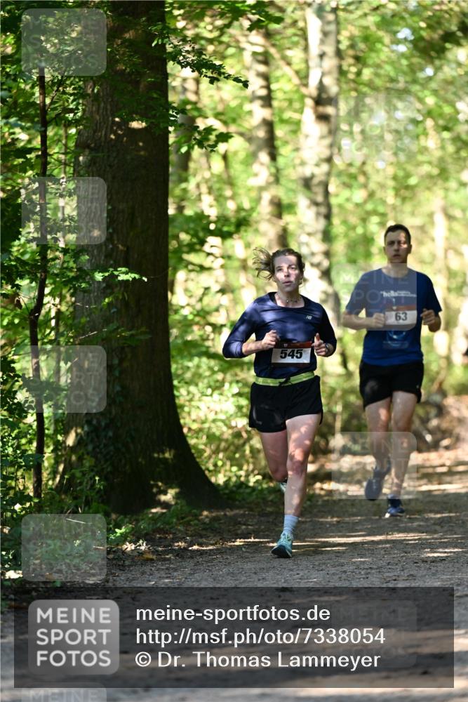 06.10.2024 - Bramfelder Halbmarathon 2024 Dr. Thomas Lammeyer http://msf.ph/oto/7338054 06.10.2024 10:24:48 Laufen 545, 1962, 63 meine-sportfotos.de