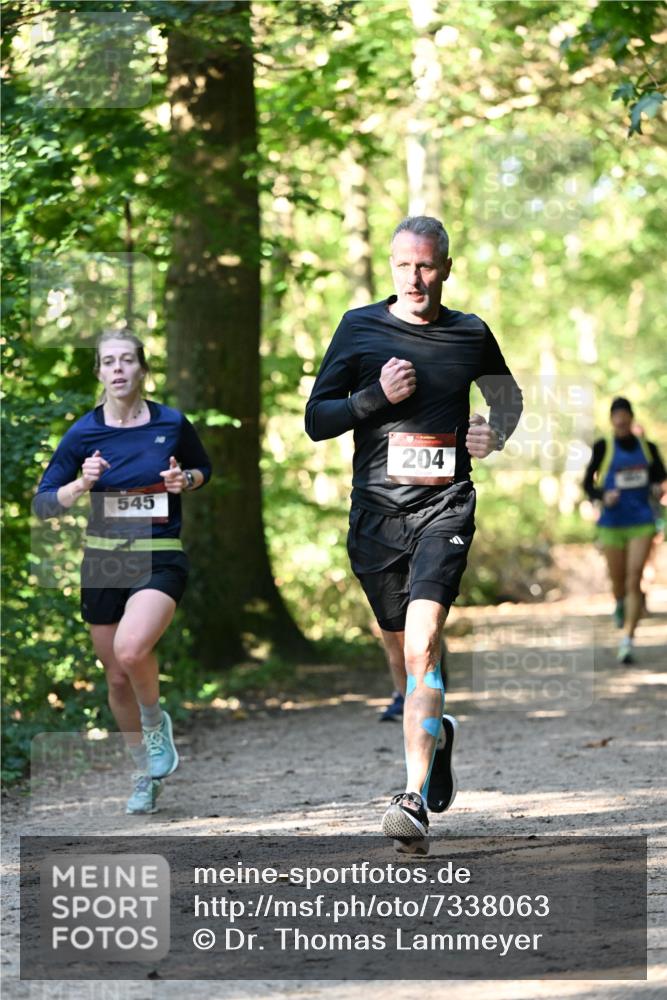 06.10.2024 - Bramfelder Halbmarathon 2024 Dr. Thomas Lammeyer http://msf.ph/oto/7338063 06.10.2024 10:24:50 Laufen 545, 204 meine-sportfotos.de