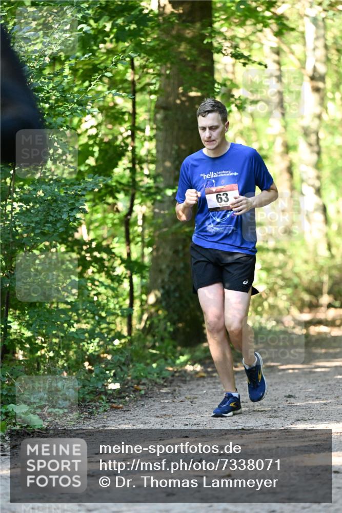 06.10.2024 - Bramfelder Halbmarathon 2024 Dr. Thomas Lammeyer http://msf.ph/oto/7338071 06.10.2024 10:24:52 Laufen 63 meine-sportfotos.de