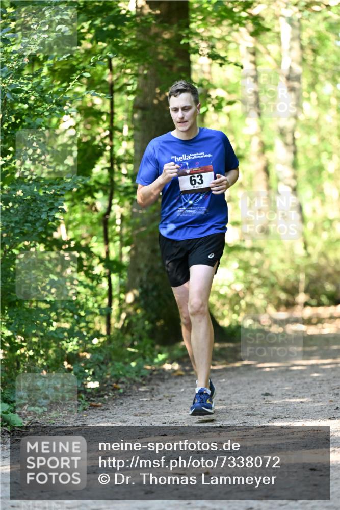 06.10.2024 - Bramfelder Halbmarathon 2024 Dr. Thomas Lammeyer http://msf.ph/oto/7338072 06.10.2024 10:24:52 Laufen 63 meine-sportfotos.de