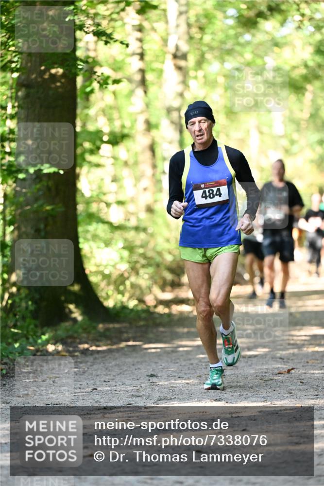06.10.2024 - Bramfelder Halbmarathon 2024 Dr. Thomas Lammeyer http://msf.ph/oto/7338076 06.10.2024 10:24:53 Laufen 484 meine-sportfotos.de