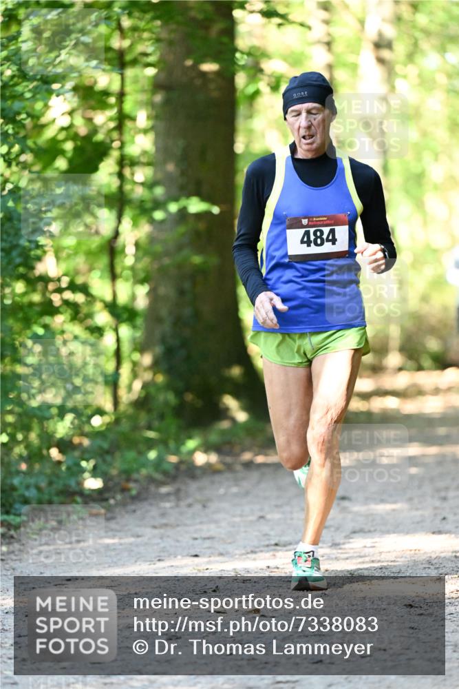 06.10.2024 - Bramfelder Halbmarathon 2024 Dr. Thomas Lammeyer http://msf.ph/oto/7338083 06.10.2024 10:24:54 Laufen 33, 484 meine-sportfotos.de
