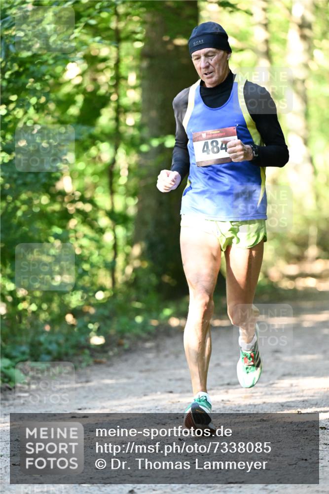 06.10.2024 - Bramfelder Halbmarathon 2024 Dr. Thomas Lammeyer http://msf.ph/oto/7338085 06.10.2024 10:24:54 Laufen 484 meine-sportfotos.de