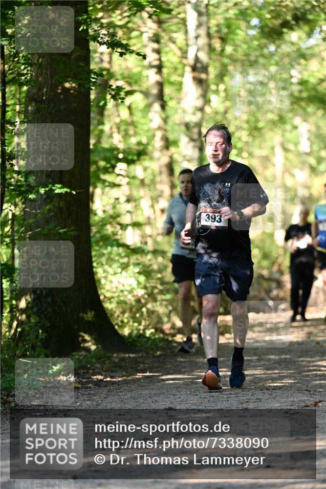 06.10.2024 - Bramfelder Halbmarathon 2024 Dr. Thomas Lammeyer http://msf.ph/oto/7338090 06.10.2024 10:24:58 Laufen 393 meine-sportfotos.de
