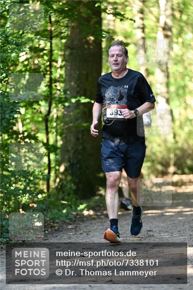 06.10.2024 - Bramfelder Halbmarathon 2024 Dr. Thomas Lammeyer http://msf.ph/oto/7338101 06.10.2024 10:24:59 Laufen 393 meine-sportfotos.de