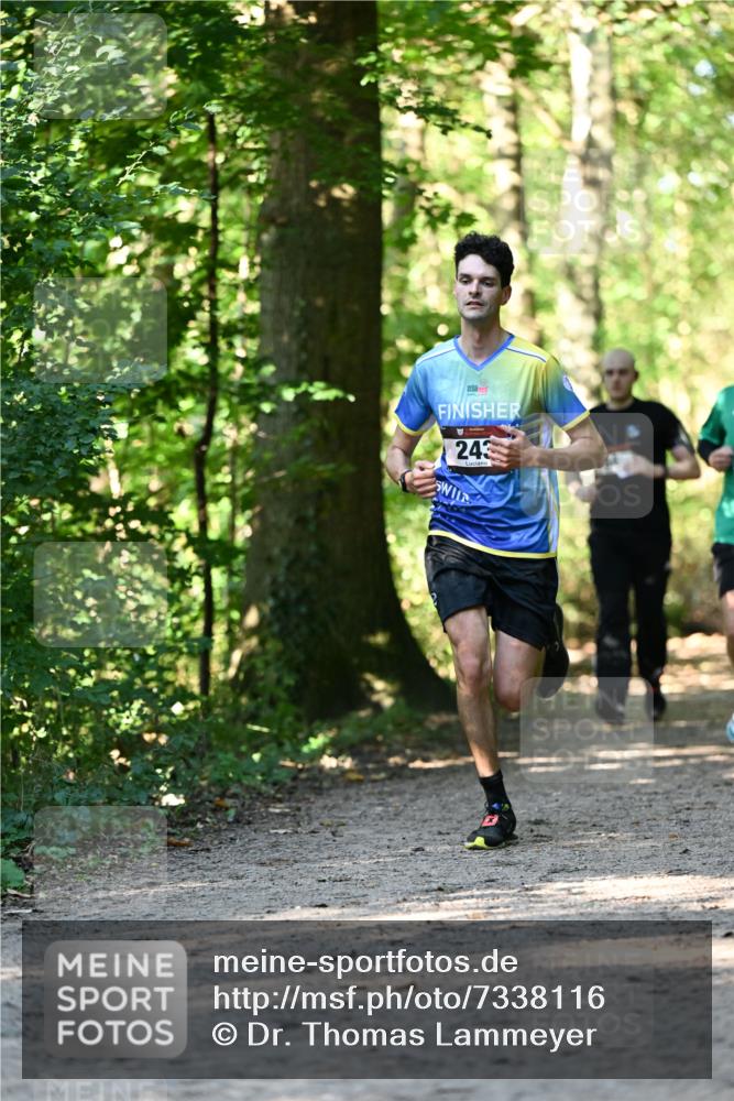 06.10.2024 - Bramfelder Halbmarathon 2024 Dr. Thomas Lammeyer http://msf.ph/oto/7338116 06.10.2024 10:25:03 Laufen 243 meine-sportfotos.de