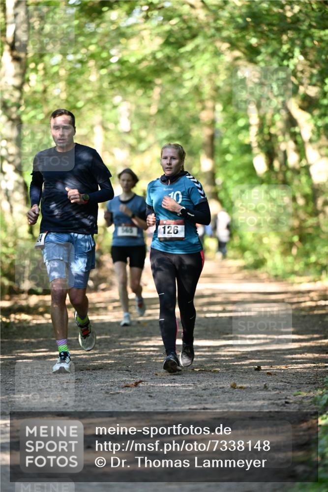 06.10.2024 - Bramfelder Halbmarathon 2024 Dr. Thomas Lammeyer http://msf.ph/oto/7338148 06.10.2024 10:25:16 Laufen 10, 126 meine-sportfotos.de