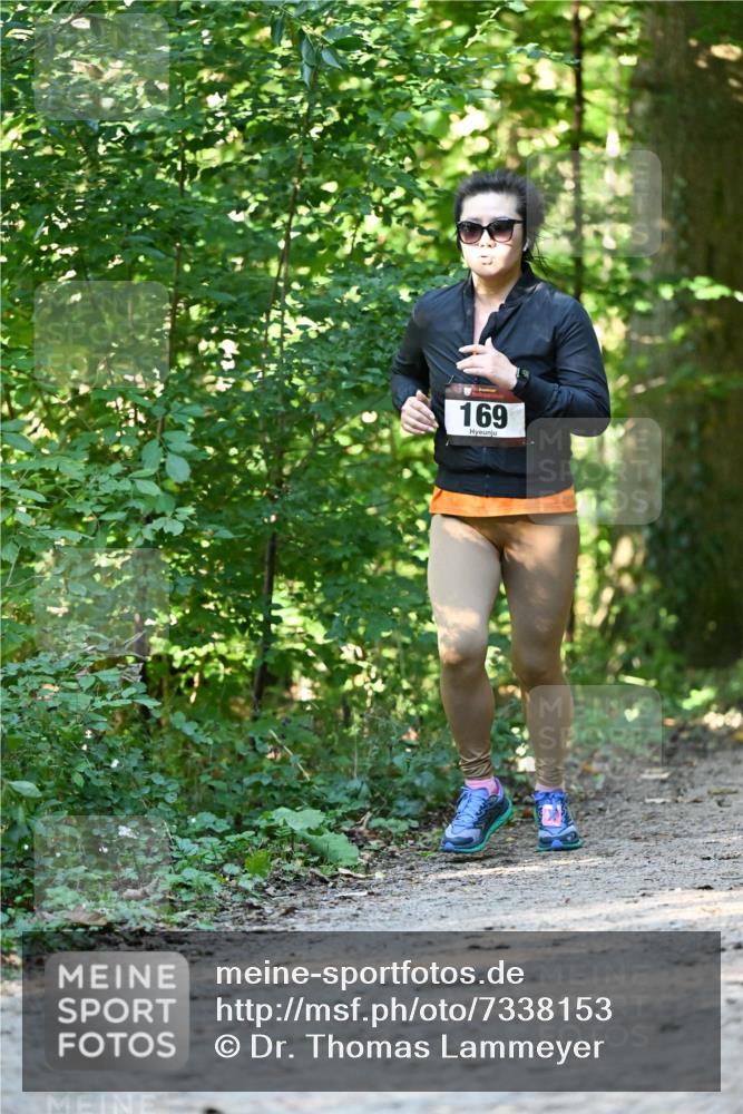 06.10.2024 - Bramfelder Halbmarathon 2024 Dr. Thomas Lammeyer http://msf.ph/oto/7338153 06.10.2024 10:25:18 Laufen 169 meine-sportfotos.de