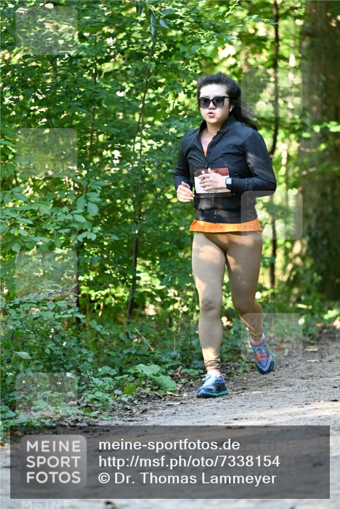06.10.2024 - Bramfelder Halbmarathon 2024 Dr. Thomas Lammeyer http://msf.ph/oto/7338154 06.10.2024 10:25:18 Laufen  meine-sportfotos.de