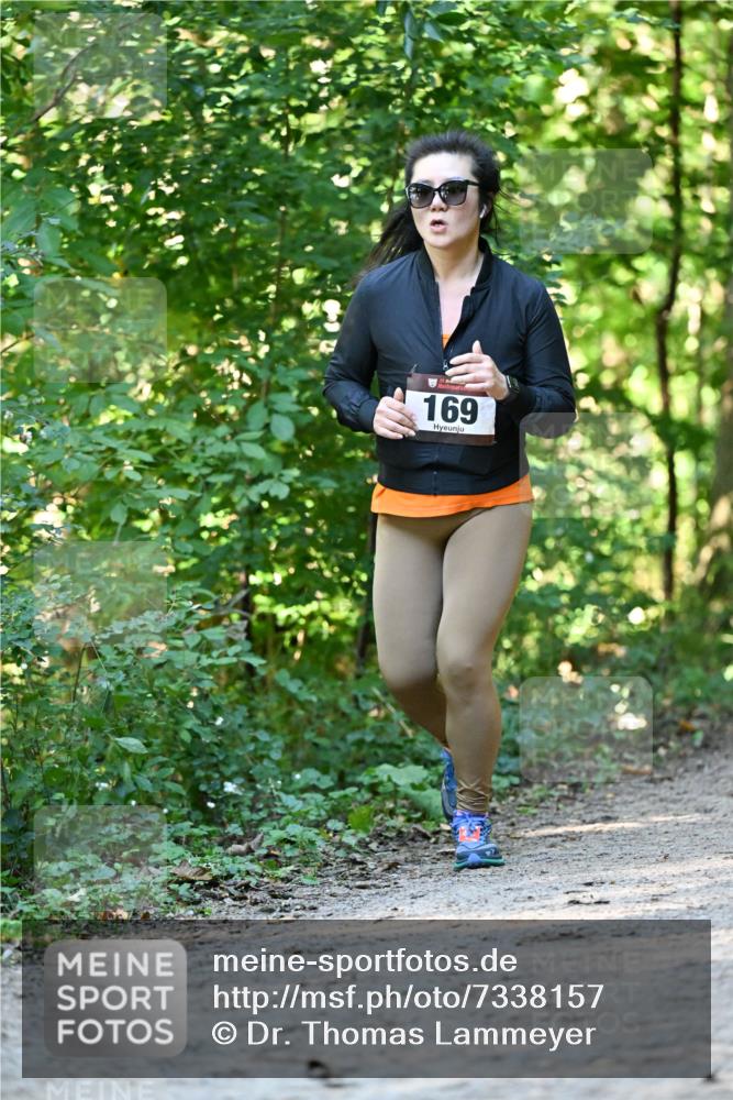 06.10.2024 - Bramfelder Halbmarathon 2024 Dr. Thomas Lammeyer http://msf.ph/oto/7338157 06.10.2024 10:25:18 Laufen 169 meine-sportfotos.de