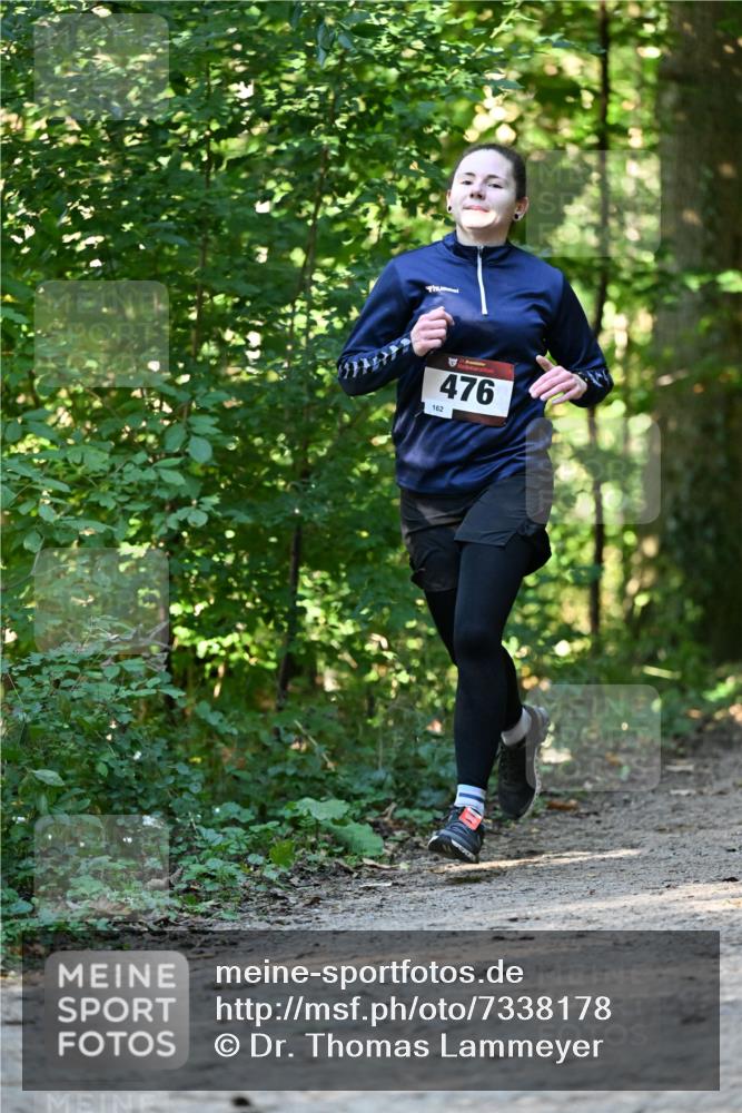 06.10.2024 - Bramfelder Halbmarathon 2024 Dr. Thomas Lammeyer http://msf.ph/oto/7338178 06.10.2024 10:25:44 Laufen 476, 162 meine-sportfotos.de