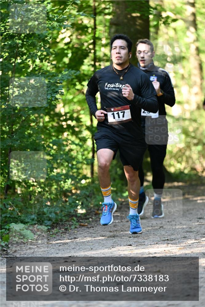 06.10.2024 - Bramfelder Halbmarathon 2024 Dr. Thomas Lammeyer http://msf.ph/oto/7338183 06.10.2024 10:25:45 Laufen 117 meine-sportfotos.de