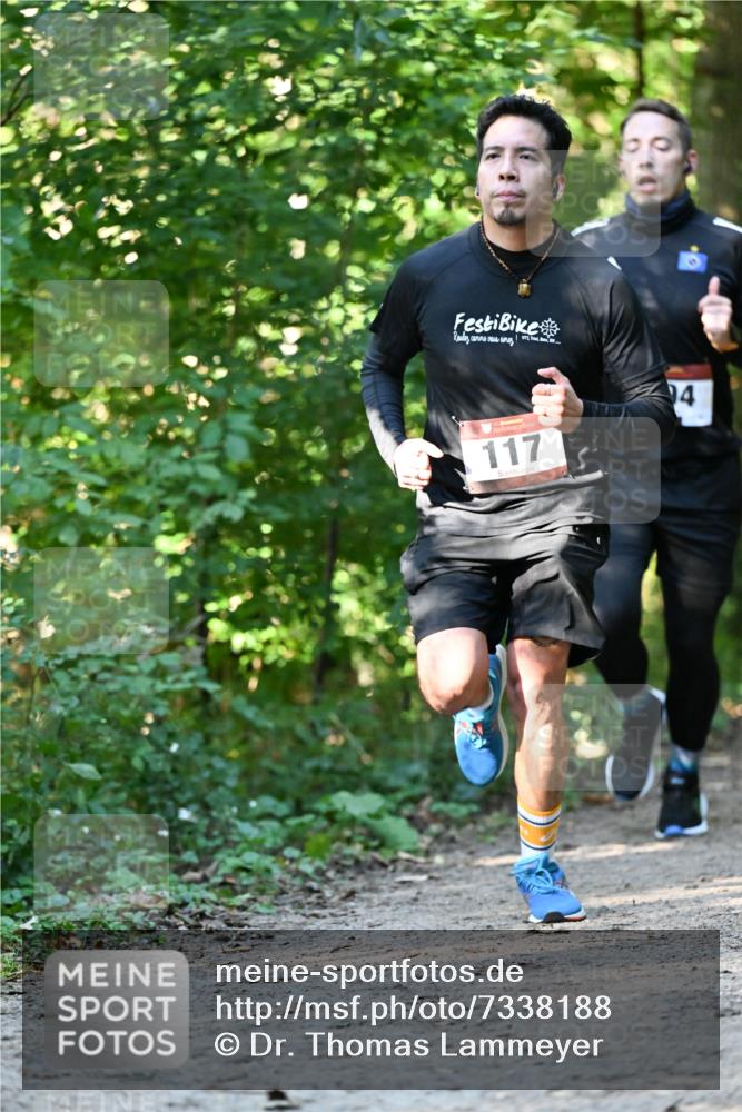 06.10.2024 - Bramfelder Halbmarathon 2024 Dr. Thomas Lammeyer http://msf.ph/oto/7338188 06.10.2024 10:25:45 Laufen 117, 4 meine-sportfotos.de
