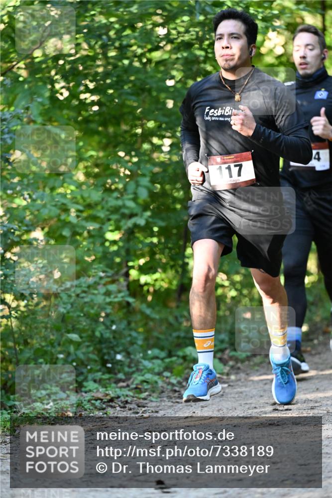 06.10.2024 - Bramfelder Halbmarathon 2024 Dr. Thomas Lammeyer http://msf.ph/oto/7338189 06.10.2024 10:25:46 Laufen 117, 4 meine-sportfotos.de