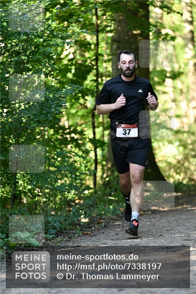 06.10.2024 - Bramfelder Halbmarathon 2024 Dr. Thomas Lammeyer http://msf.ph/oto/7338197 06.10.2024 10:25:48 Laufen 37 meine-sportfotos.de