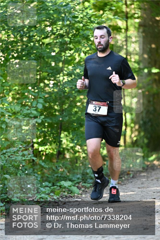06.10.2024 - Bramfelder Halbmarathon 2024 Dr. Thomas Lammeyer http://msf.ph/oto/7338204 06.10.2024 10:25:49 Laufen 37 meine-sportfotos.de
