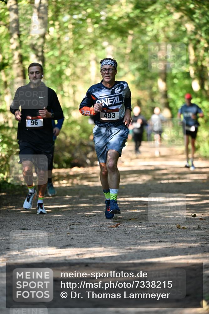 06.10.2024 - Bramfelder Halbmarathon 2024 Dr. Thomas Lammeyer http://msf.ph/oto/7338215 06.10.2024 10:25:57 Laufen 96, 493 meine-sportfotos.de