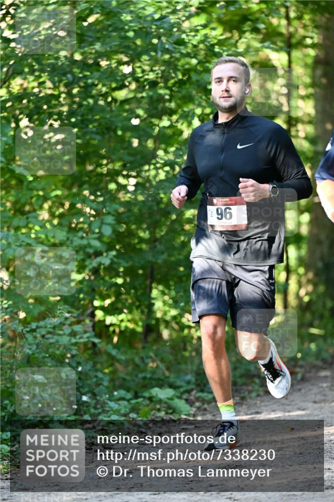 06.10.2024 - Bramfelder Halbmarathon 2024 Dr. Thomas Lammeyer http://msf.ph/oto/7338230 06.10.2024 10:26:00 Laufen 171, 96 meine-sportfotos.de