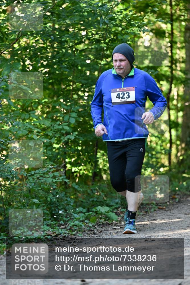 06.10.2024 - Bramfelder Halbmarathon 2024 Dr. Thomas Lammeyer http://msf.ph/oto/7338236 06.10.2024 10:26:02 Laufen 423 meine-sportfotos.de