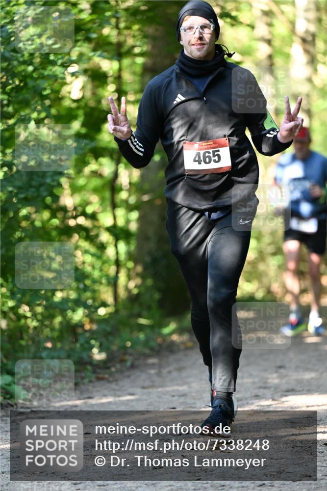 06.10.2024 - Bramfelder Halbmarathon 2024 Dr. Thomas Lammeyer http://msf.ph/oto/7338248 06.10.2024 10:26:04 Laufen 465 meine-sportfotos.de