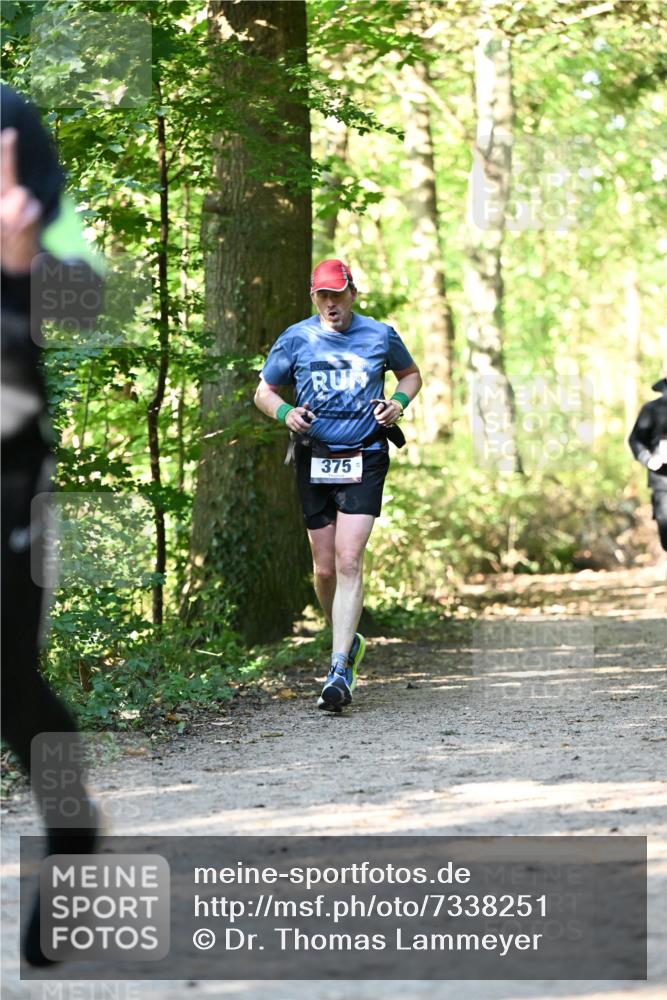 06.10.2024 - Bramfelder Halbmarathon 2024 Dr. Thomas Lammeyer http://msf.ph/oto/7338251 06.10.2024 10:26:05 Laufen 2024, 375 meine-sportfotos.de