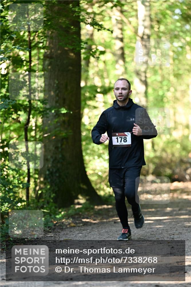 06.10.2024 - Bramfelder Halbmarathon 2024 Dr. Thomas Lammeyer http://msf.ph/oto/7338268 06.10.2024 10:26:09 Laufen 123, 178 meine-sportfotos.de