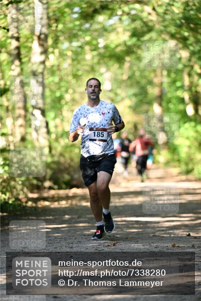 06.10.2024 - Bramfelder Halbmarathon 2024 Dr. Thomas Lammeyer http://msf.ph/oto/7338280 06.10.2024 10:26:12 Laufen 185 meine-sportfotos.de