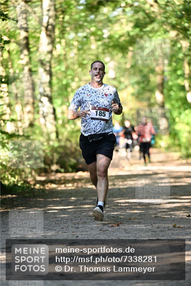 06.10.2024 - Bramfelder Halbmarathon 2024 Dr. Thomas Lammeyer http://msf.ph/oto/7338281 06.10.2024 10:26:12 Laufen 185 meine-sportfotos.de