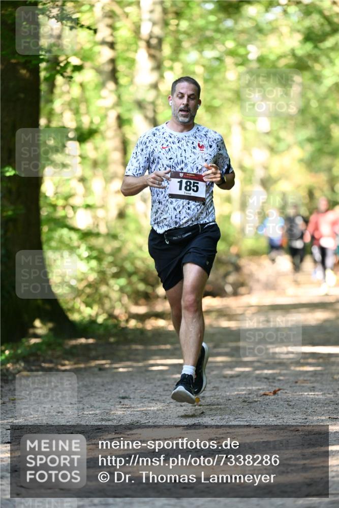 06.10.2024 - Bramfelder Halbmarathon 2024 Dr. Thomas Lammeyer http://msf.ph/oto/7338286 06.10.2024 10:26:12 Laufen 185 meine-sportfotos.de