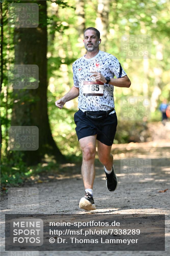 06.10.2024 - Bramfelder Halbmarathon 2024 Dr. Thomas Lammeyer http://msf.ph/oto/7338289 06.10.2024 10:26:13 Laufen 185 meine-sportfotos.de
