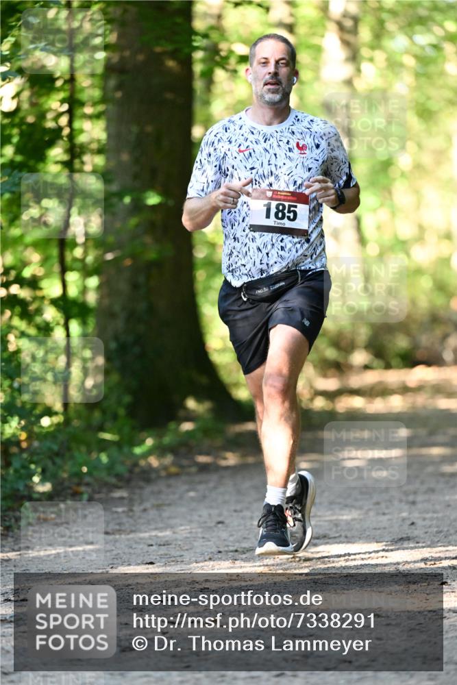 06.10.2024 - Bramfelder Halbmarathon 2024 Dr. Thomas Lammeyer http://msf.ph/oto/7338291 06.10.2024 10:26:13 Laufen 185 meine-sportfotos.de